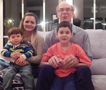 Wilfred dan keluarga